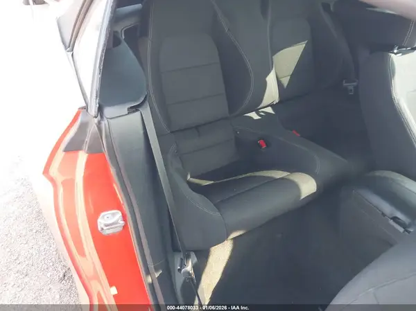 1FATP8EM0G5215013 2016 FORD MUSTANG - Image 8