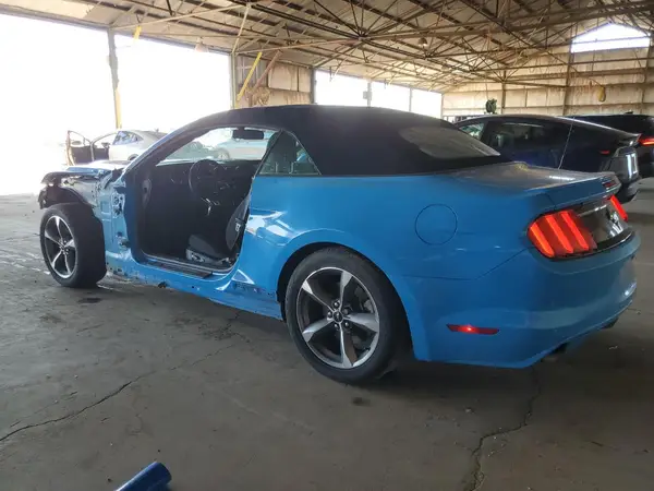 1FATP8EM0H5219810 2017 FORD MUSTANG - Image 2