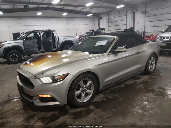 1FATP8EM1G5295485 2016 FORD MUSTANG - Image 2