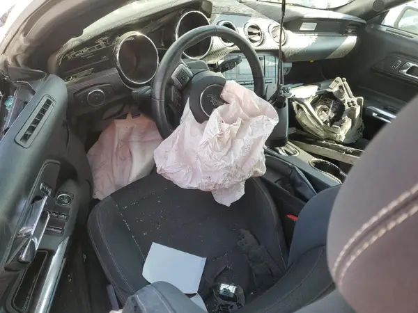 1FATP8EM1G5307215 2016 FORD MUSTANG - Image 8