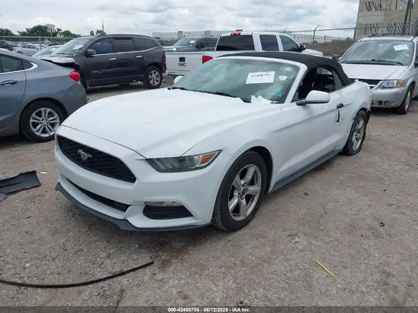 1FATP8EM2G5295494 2016 FORD MUSTANG - Image 2