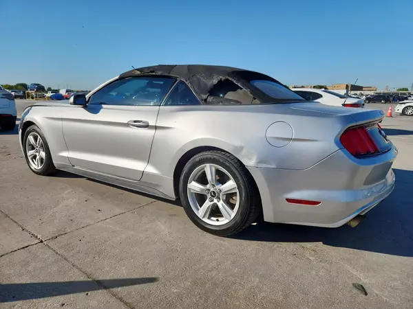 1FATP8EM2G5323875 2016 FORD MUSTANG - Image 2