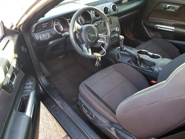 1FATP8EM2H5213068 2017 FORD MUSTANG - Image 8