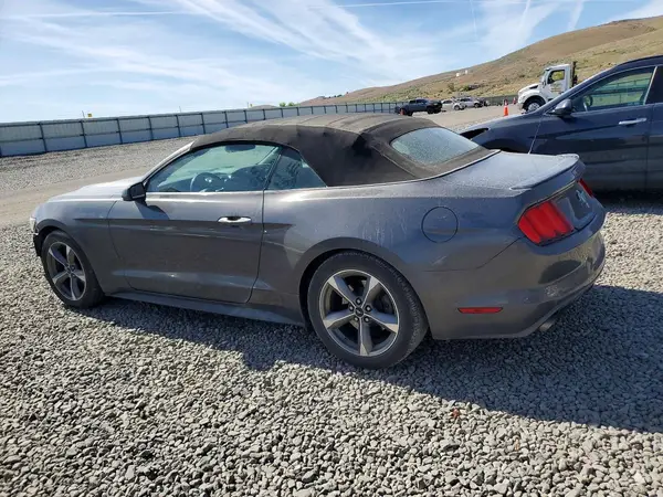 1FATP8EM3G5211831 2016 FORD MUSTANG - Image 2