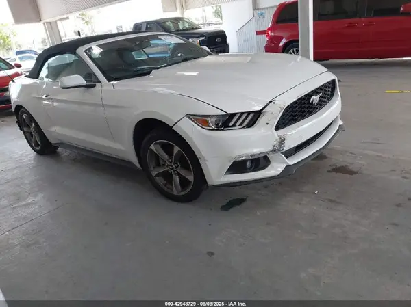 1FATP8EM3G5221985 2016 FORD MUSTANG - Image 1
