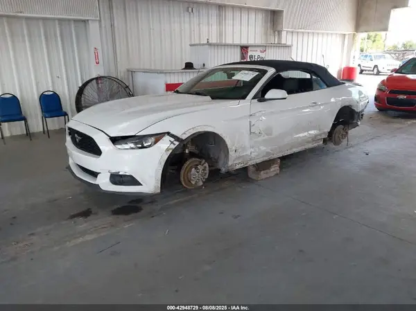 1FATP8EM3G5221985 2016 FORD MUSTANG - Image 2