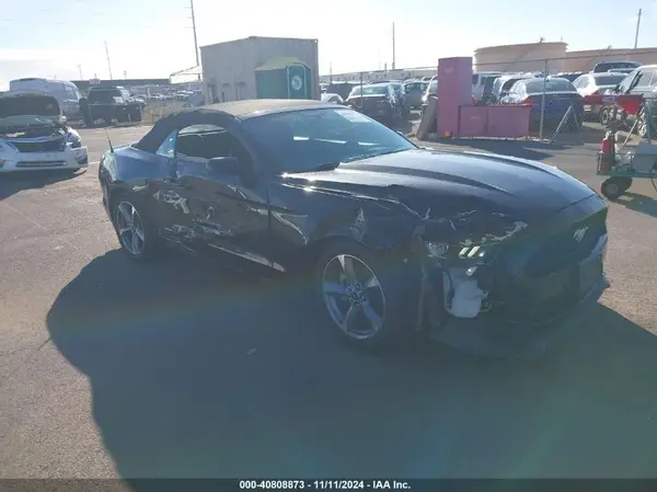 1FATP8EM4H5229028 2017 FORD MUSTANG - Image 1