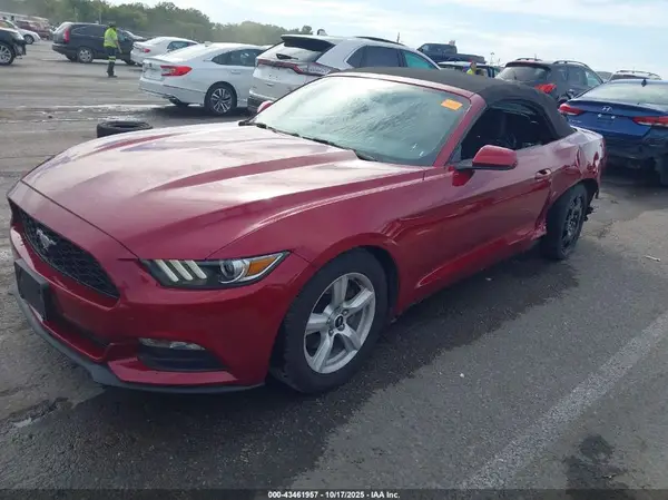 1FATP8EM4H5235296 2017 FORD MUSTANG - Image 2