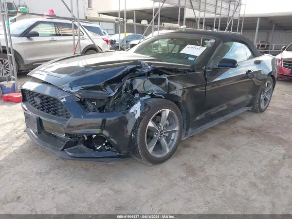 1FATP8EM4H5256892 2017 FORD MUSTANG - Image 2