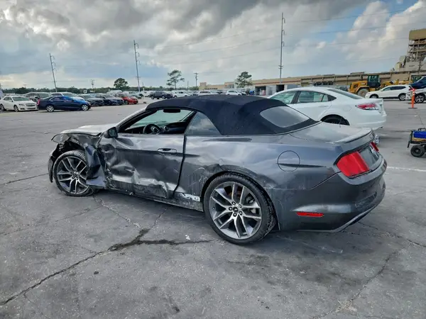 1FATP8EM5H5208852 2017 FORD MUSTANG - Image 2