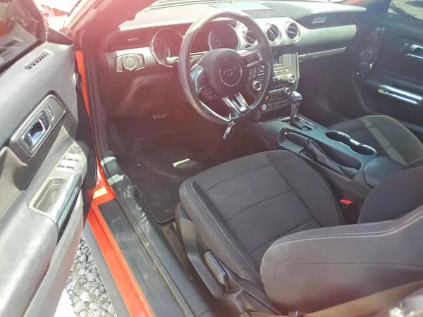 1FATP8EM6G5305282 2016 FORD MUSTANG - Image 8