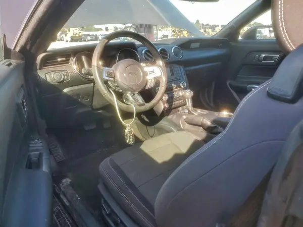 1FATP8EM6H5322455 2017 FORD MUSTANG - Image 8