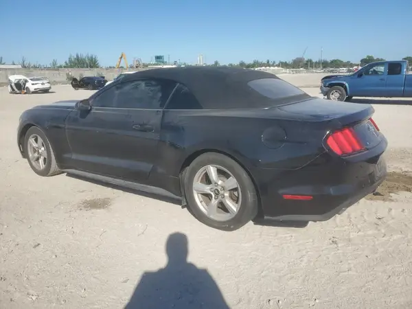 1FATP8EM7G5238739 2016 FORD MUSTANG - Image 2