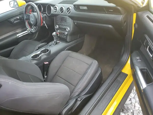 1FATP8EM7G5269621 2016 FORD MUSTANG - Image 8