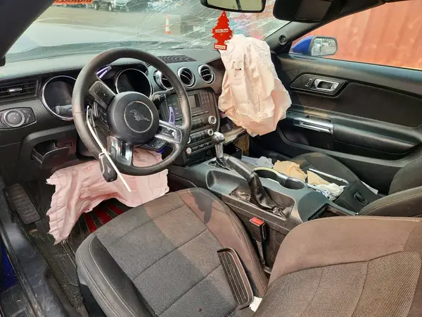 1FATP8EM7G5318235 2016 FORD MUSTANG - Image 8