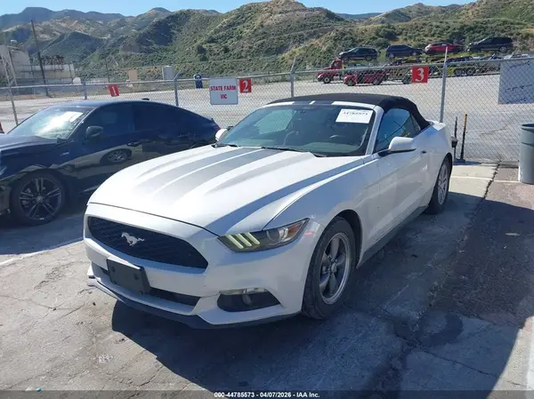 1FATP8EM7H5266686 2017 FORD MUSTANG - Image 2