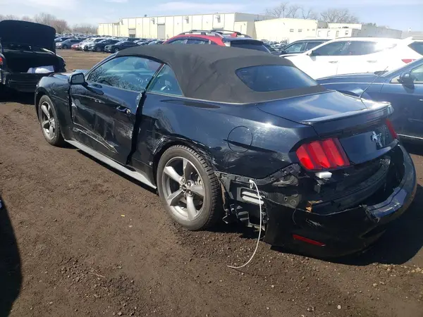 1FATP8EM7H5288980 2017 FORD MUSTANG - Image 2