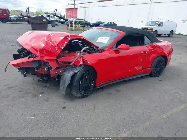 1FATP8EM8G5307728 2016 FORD MUSTANG - Image 2