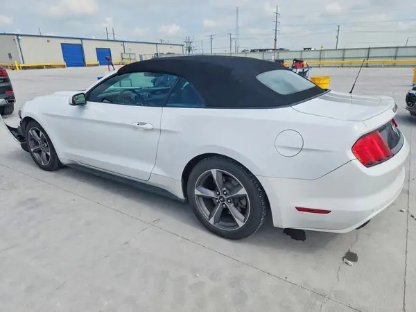 1FATP8EM8H5317421 2017 FORD MUSTANG - Image 2