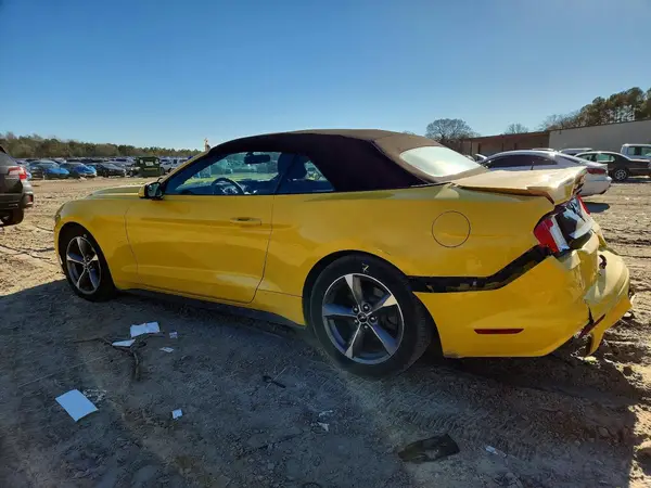 1FATP8EMXG5298241 2016 FORD MUSTANG - Image 2