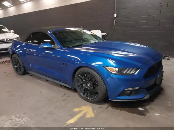 1FATP8FF7H5210215 2017 FORD MUSTANG - Image 1