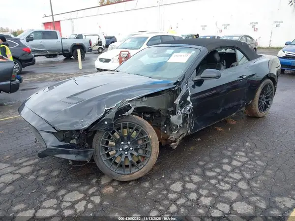 1FATP8FF9J5138472 2018 FORD MUSTANG - Image 2