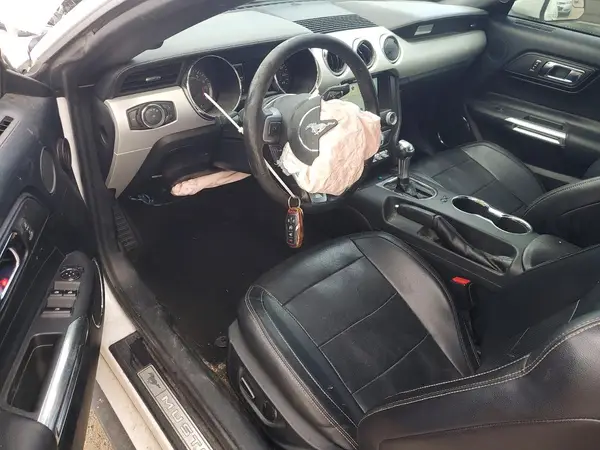 1FATP8UH0G5226663 2016 FORD MUSTANG - Image 8