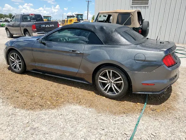 1FATP8UH0G5226744 2016 FORD MUSTANG - Image 2