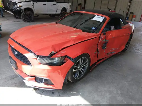 1FATP8UH0G5253670 2016 FORD MUSTANG - Image 2