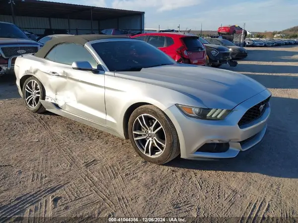 1FATP8UH0G5258027 2016 FORD MUSTANG - Image 1