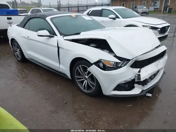 1FATP8UH0G5274518 2016 FORD MUSTANG - Image 1
