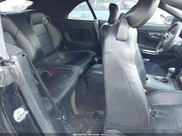 1FATP8UH0G5318890 2016 FORD MUSTANG - Image 8