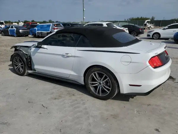 1FATP8UH0G5324138 2016 FORD MUSTANG - Image 2