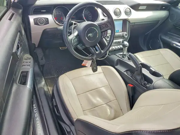 1FATP8UH0H5287643 2017 FORD MUSTANG - Image 8