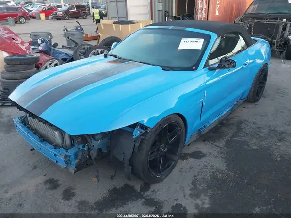 1FATP8UH0H5293538 2017 FORD MUSTANG - Image 2