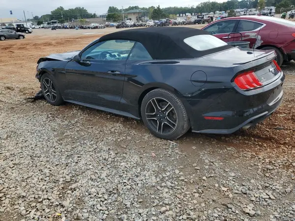 1FATP8UH0J5115103 2018 FORD MUSTANG - Image 2