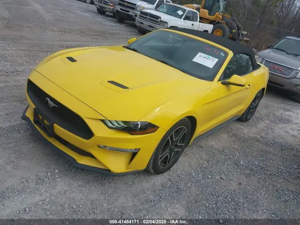 1FATP8UH0J5125145 2018 FORD MUSTANG - Image 2