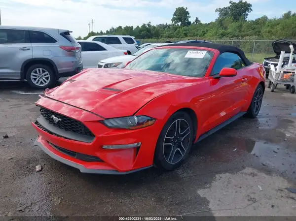 1FATP8UH0J5142740 2018 FORD MUSTANG - Image 2