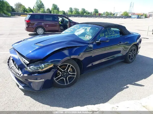 1FATP8UH0J5149803 2018 FORD MUSTANG - Image 2