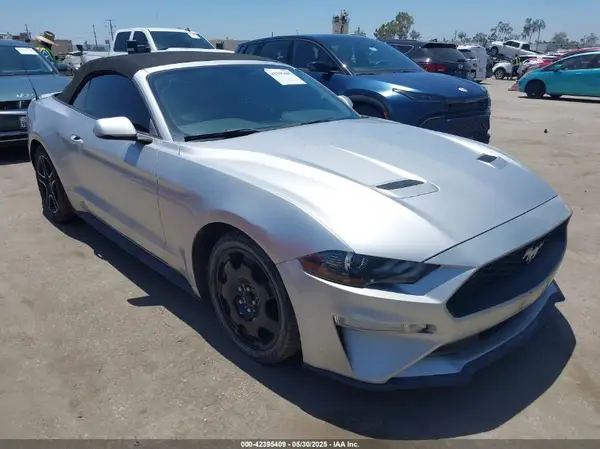 1FATP8UH0J5154967 2018 FORD MUSTANG - Image 1