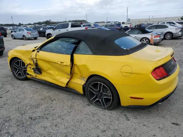 1FATP8UH0J5167167 2018 FORD MUSTANG - Image 2