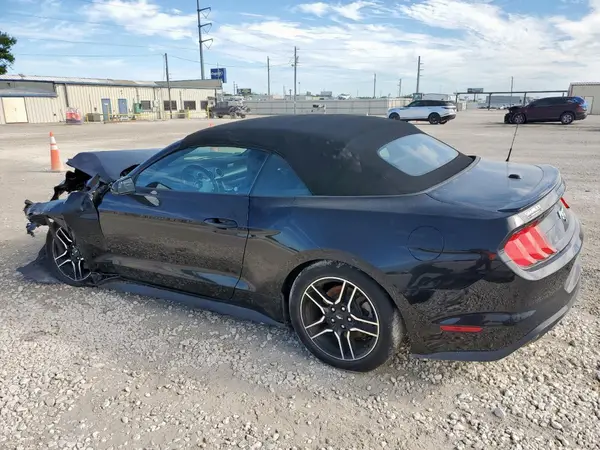 1FATP8UH0J5167363 2018 FORD MUSTANG - Image 2