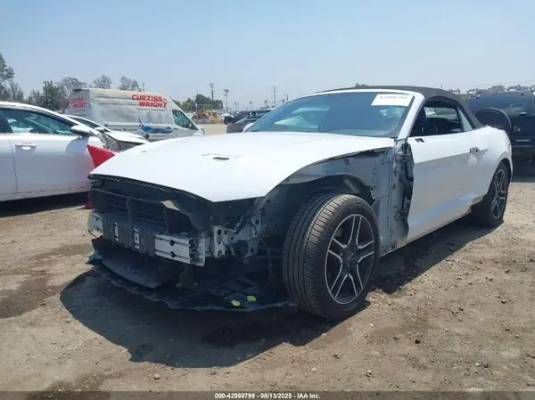 1FATP8UH0K5115619 2019 FORD MUSTANG - Image 2