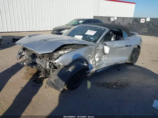 1FATP8UH0K5131481 2019 FORD MUSTANG - Image 2