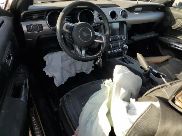 1FATP8UH0K5158373 2019 FORD MUSTANG - Image 8