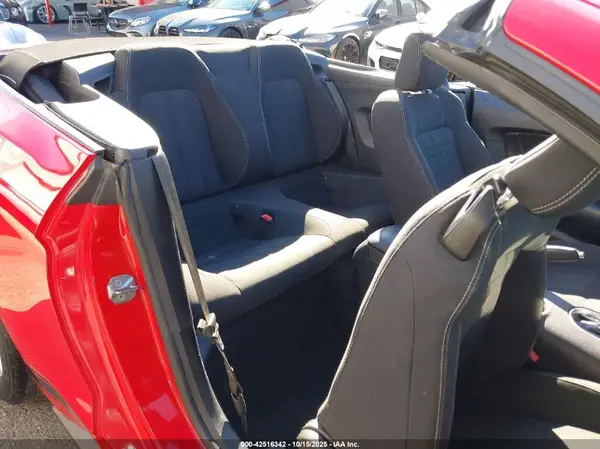 1FATP8UH0K5159006 2019 FORD MUSTANG - Image 8