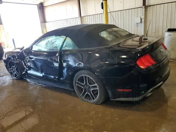 1FATP8UH0K5170300 2019 FORD MUSTANG - Image 2