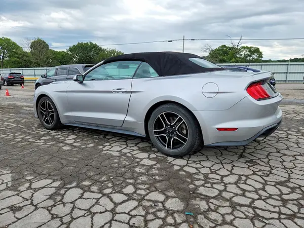 1FATP8UH0K5170507 2019 FORD MUSTANG - Image 2