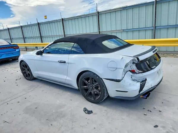 1FATP8UH0K5191602 2019 FORD MUSTANG - Image 2