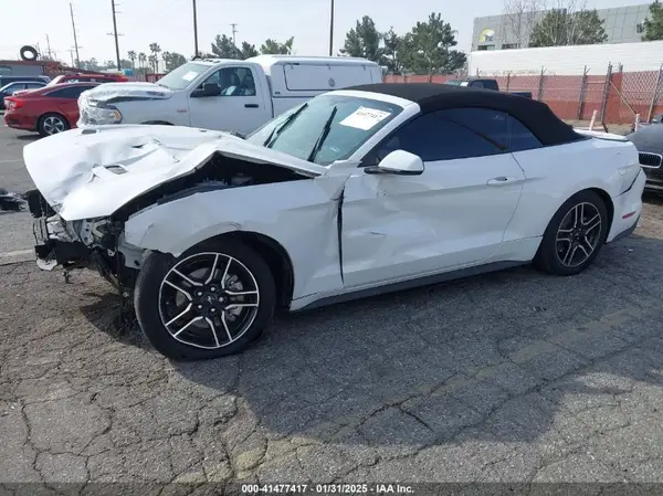 1FATP8UH0L5134222 2020 FORD MUSTANG - Image 2